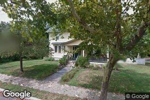 306 7th St, Riverton, NJ 08077