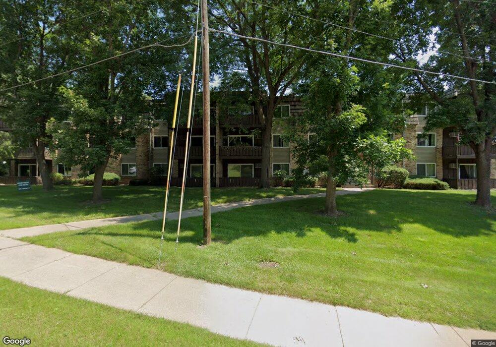 725 Featherstone Rd, Red Wing, MN 55066 - photo 1