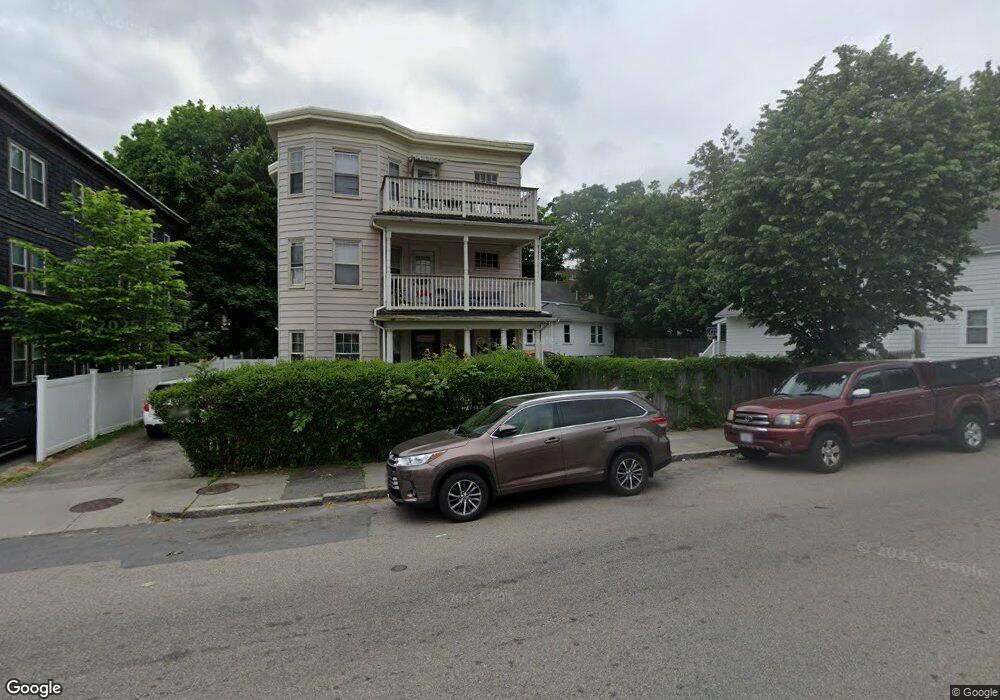 301 Cummins Hwy unit 3, Roslindale, MA 02131 - photo 1