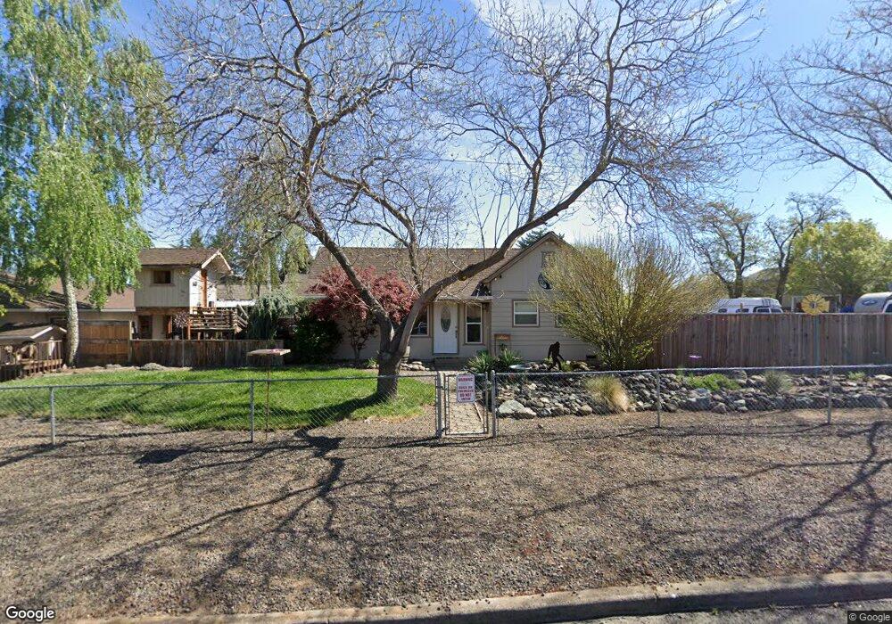 316 N 5th St, Central Point, OR 97502 - photo 1