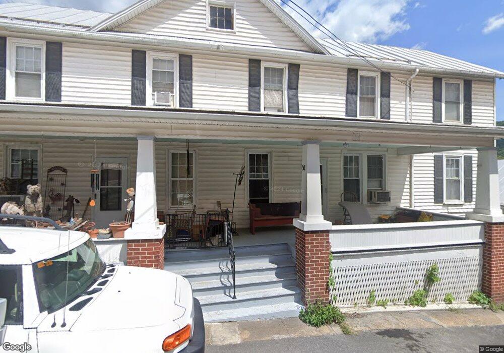 32 Locust St, Franklin, WV 26807 - photo 1