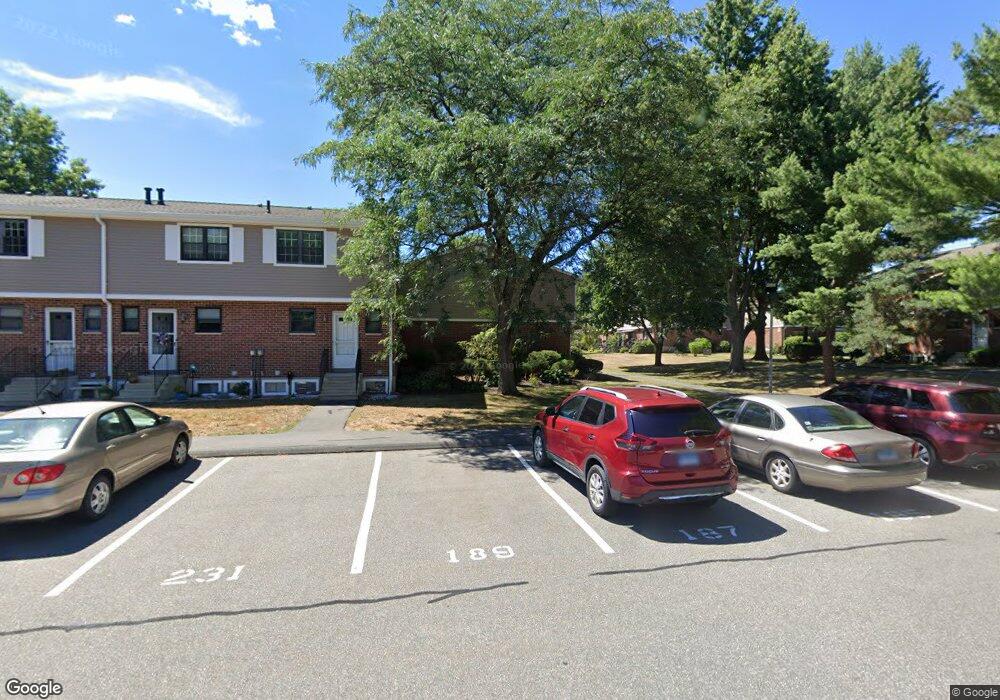 233 Hampton Ct, Newington, CT 06111 - photo 1