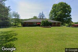 196 School St, Bruin, PA 16022