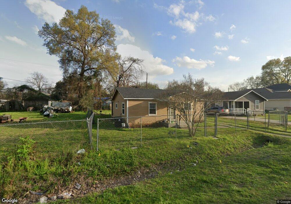 967 Junell St, Houston, TX 77088 - photo 1