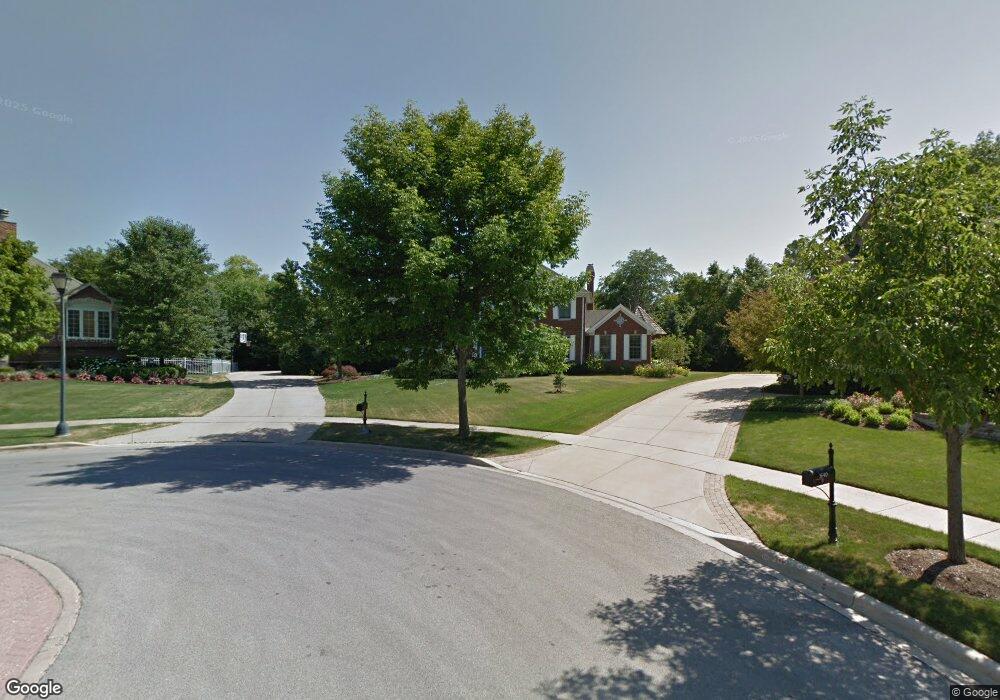 1652 Raleigh Ct, Wheaton, IL 60189 - photo 1