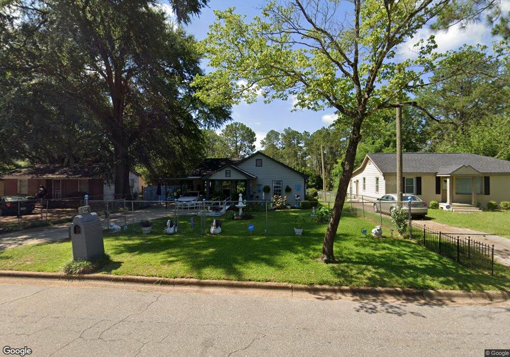 1306 W Lincoln Ave, Albany, GA 31707 - photo 1