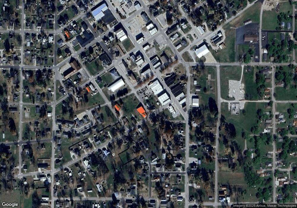 113 S Franklin St, Bicknell, IN 47512 - photo 1