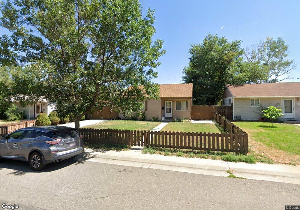 1020 Macon St, Aurora, CO 80010 - photo 1