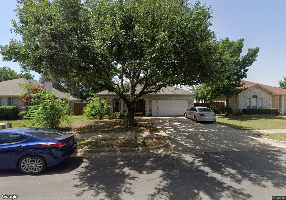 2324 Wildwood Ln, Denton, TX 76210 - photo 1