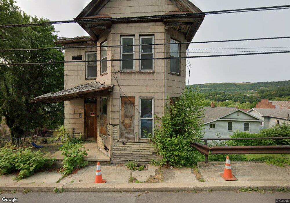 40 E Fairview St, Piedmont, WV 26750 - photo 1