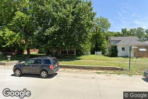 626 N 9th Ave, Broken Bow, NE 68822