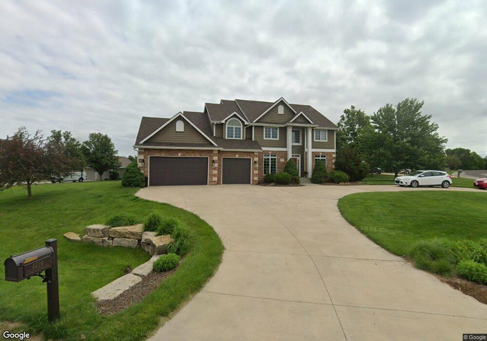 4234 SW Aylesbury Rd, Topeka, KS 66610 - photo 1