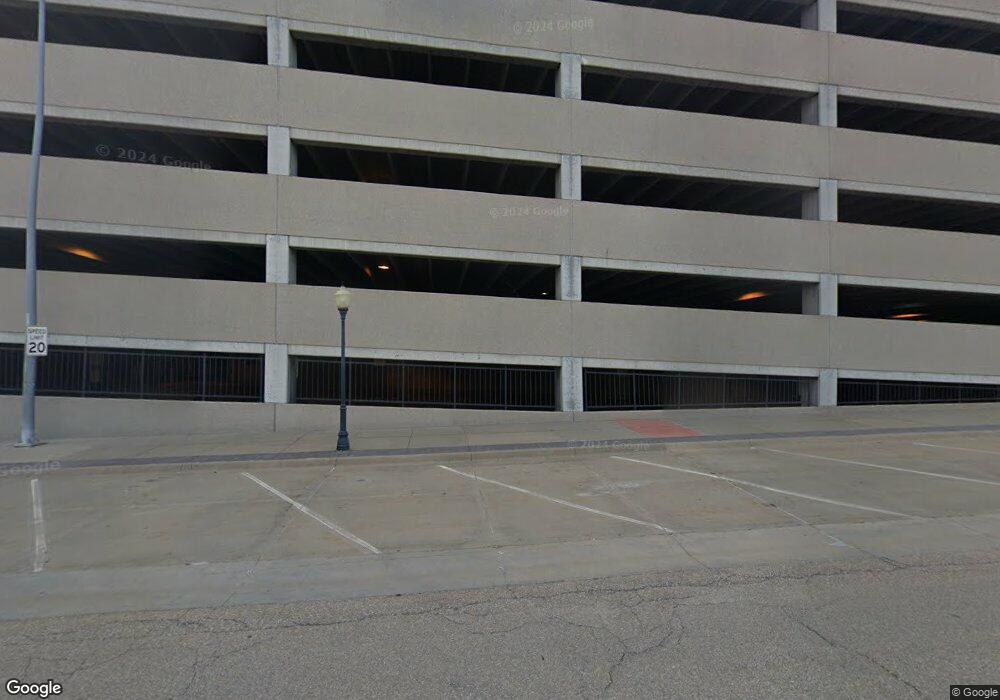 512 SW Jackson St, Topeka, KS 66603 - photo 1