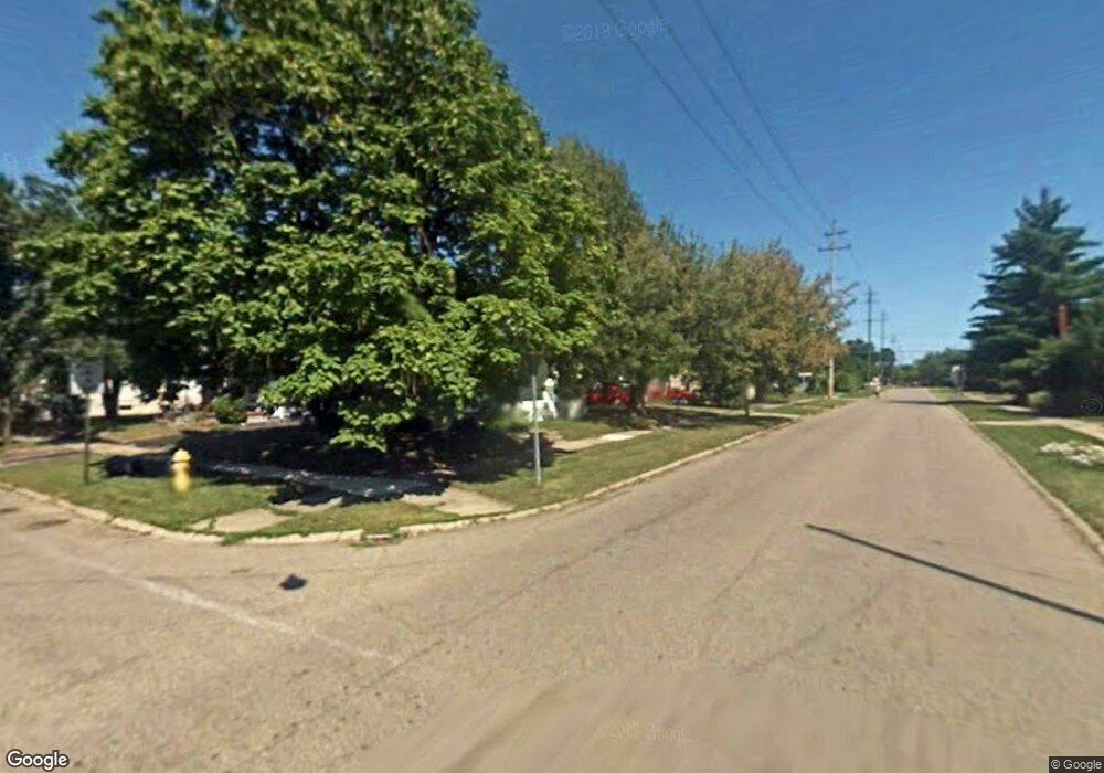 3199 Brown St, Flint, MI 48503 - photo 1