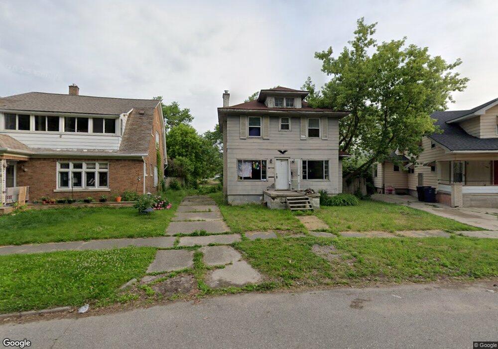 1441 Kearsley Park Blvd, Flint, MI 48506 - photo 1