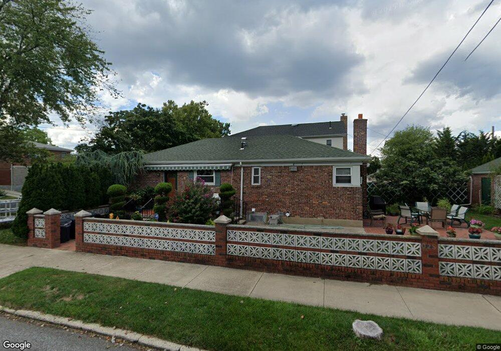 2617 Murray St, Flushing, NY 11354 - photo 1