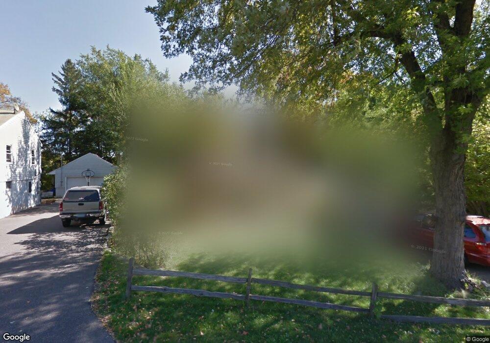 4917 Acorn Ridge Rd, Minnetonka, MN 55345 - photo 1