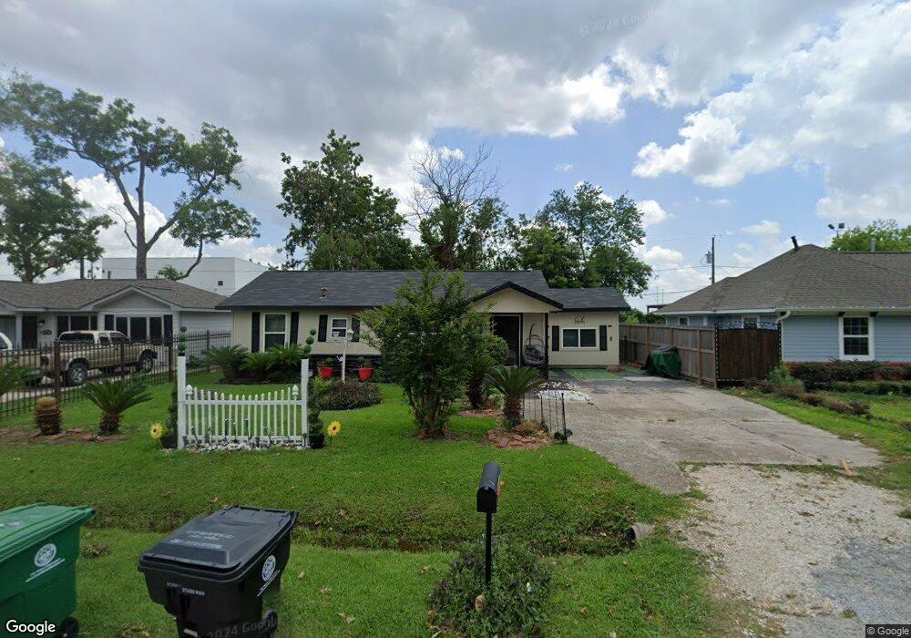 7026 Peyton St, Houston, TX 77028 - photo 1