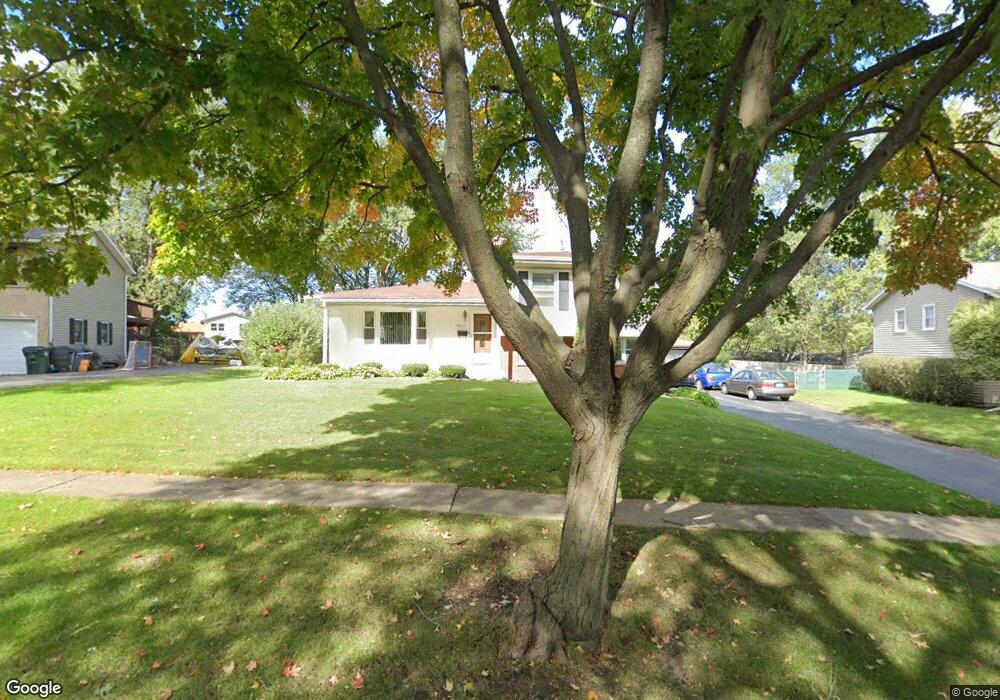 4311 Hawthorn Ln, Rolling Meadows, IL 60008 - photo 1