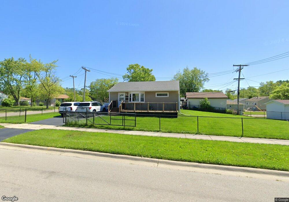 2625 N Elmwood Ave, Waukegan, IL 60087 - photo 1