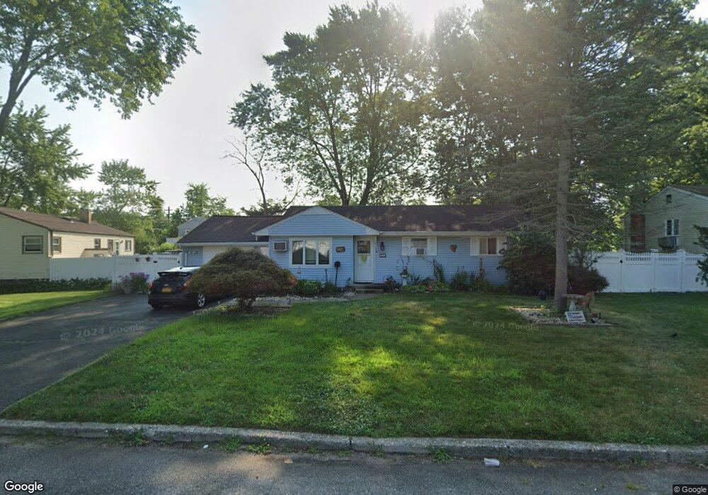 2919 Sipp Ave, Medford, NY 11763 - photo 1
