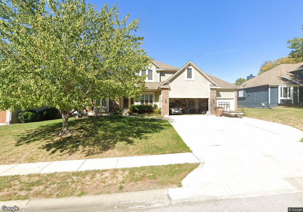 1518 Wrangler Way, Raymore, MO 64083 - photo 1