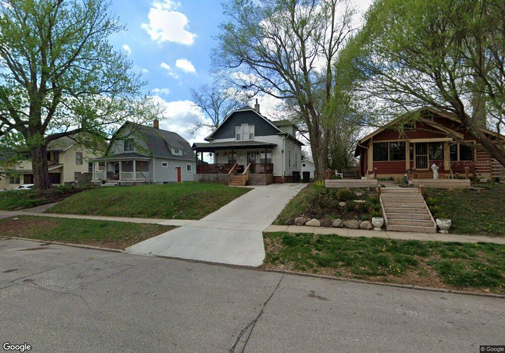 670 37th St, Des Moines, IA 50312 - photo 1