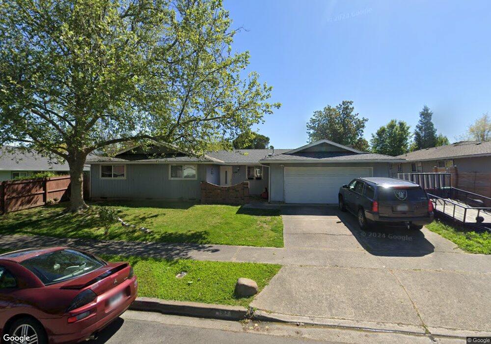 1384 Ramada Ave, Medford, OR 97504 - photo 1