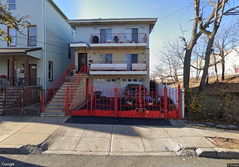 338 Franklin St, Elizabethport, NJ 07206 - photo 1