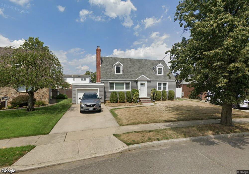 1088 Harrow Rd, Franklin Square, NY 11010 - photo 1