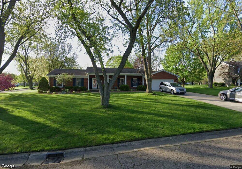 1205 Lawnview Ct, Flint, MI 48507 - photo 1
