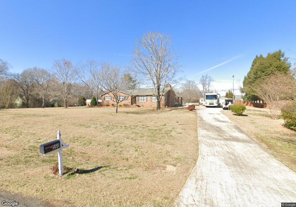 560 Forest Way Dr, Fort Mill, SC 29715 - photo 1