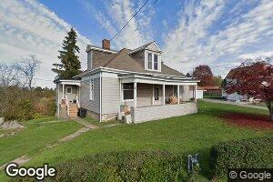 38 Village Dr, Wheeling, WV 26003