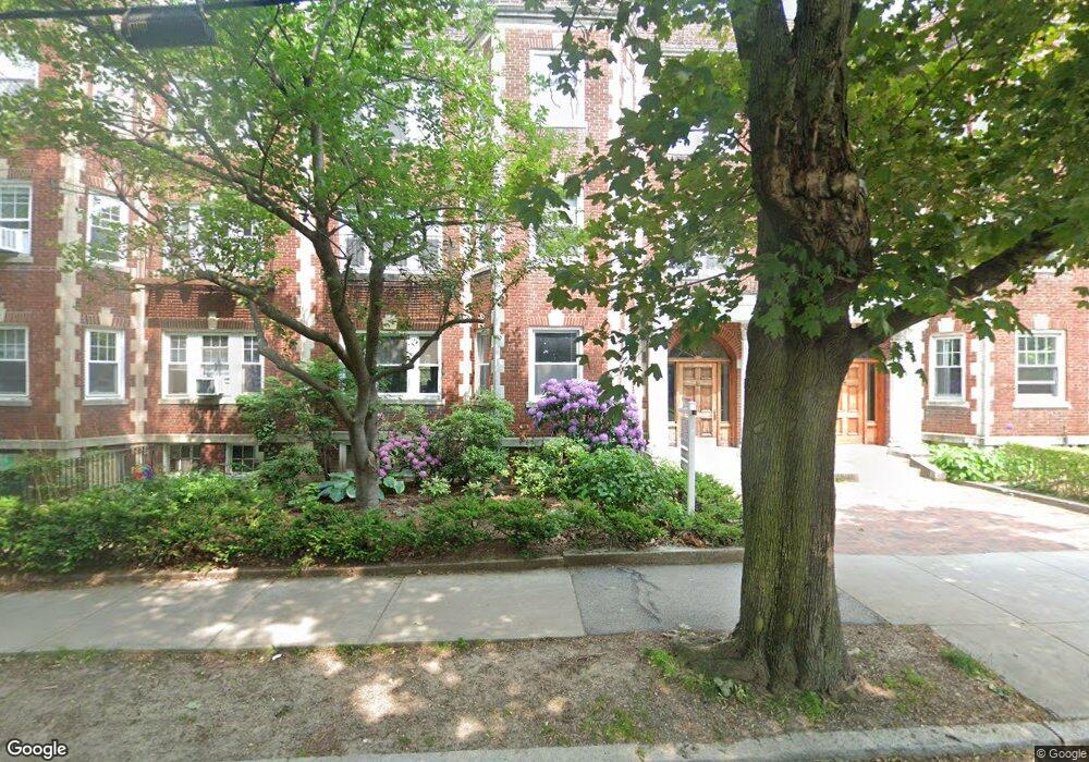 24 Dean Rd unit b, Brookline, MA 02445 - photo 1