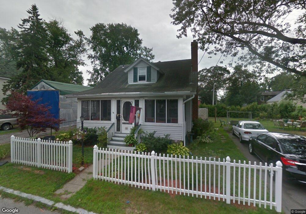 40 Middle St, Riverside, RI 02915 - photo 1