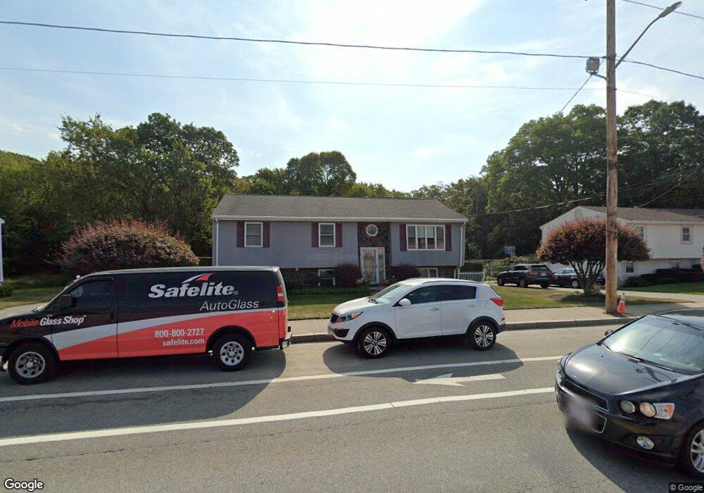 575 Elsbree St, Fall River, MA 02720 - photo 1