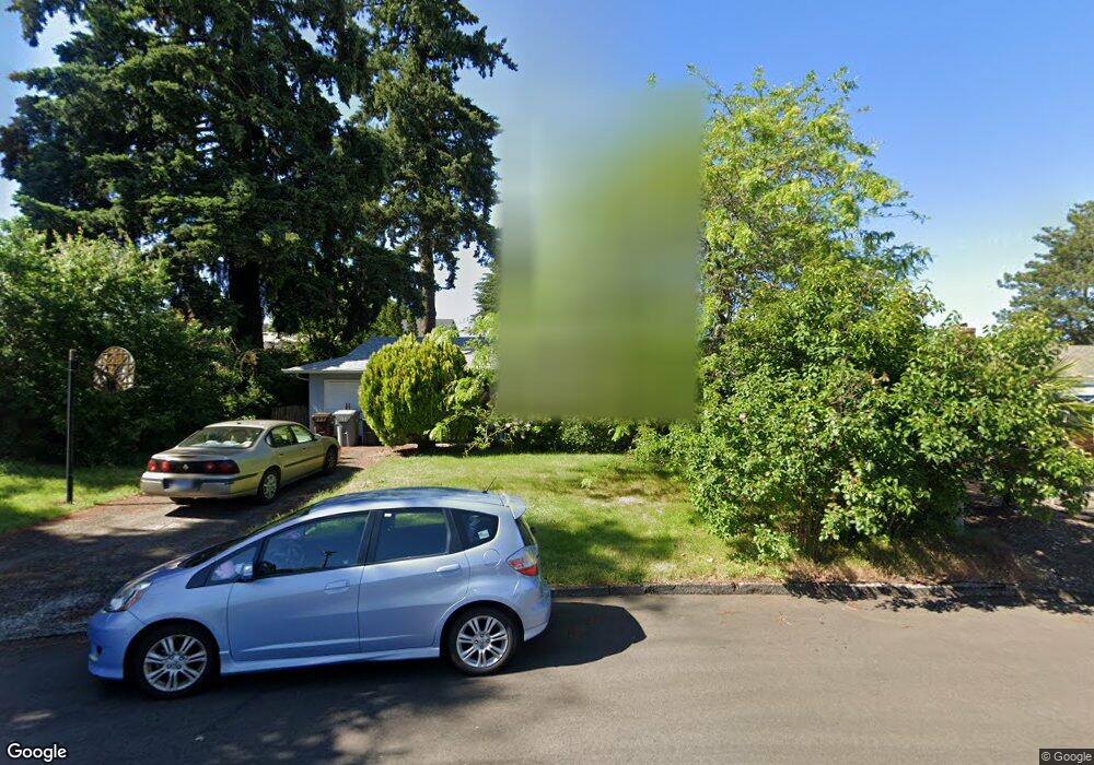 1177 NE 13th Cir, Canby, OR 97013 - photo 1