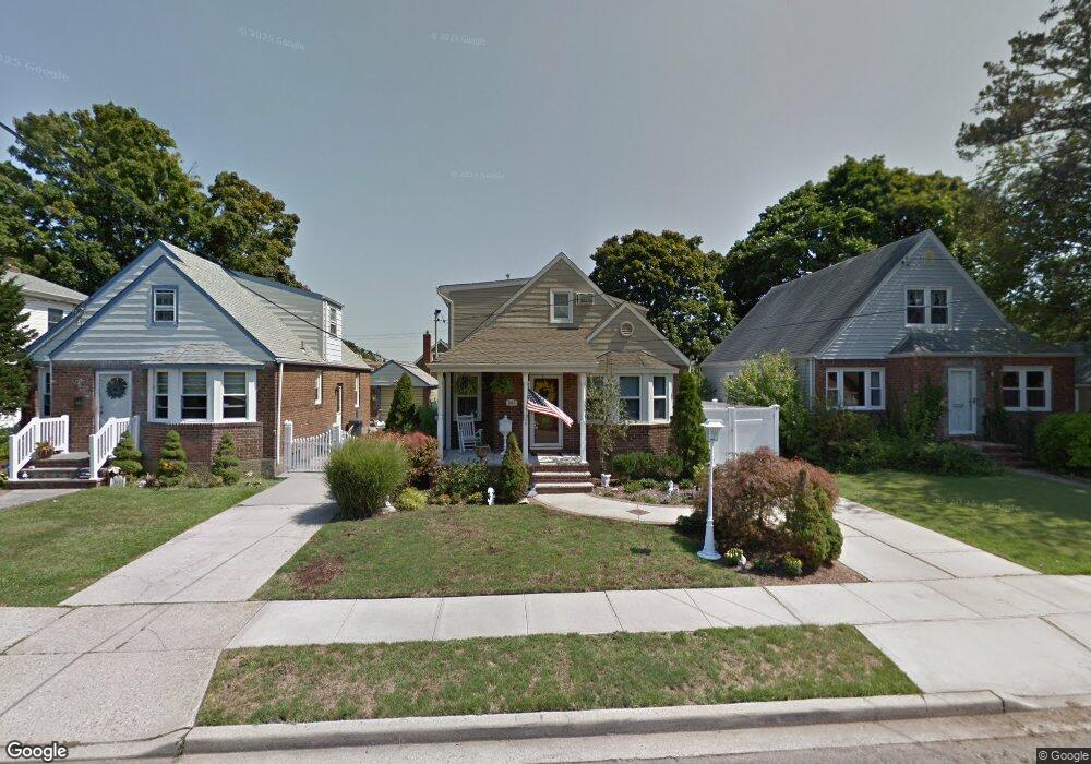 247 Fendale St, Franklin Square, NY 11010 - photo 1