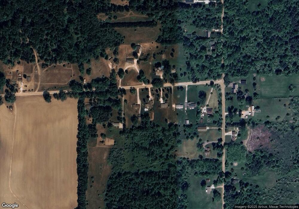 12464 E Carpenter Rd, Davison, MI 48423 - photo 1