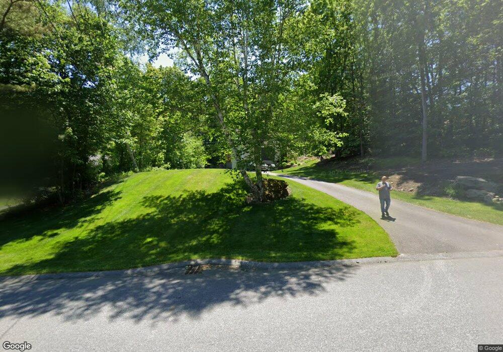 7 Redfield Cir, Derry, NH 03038 - photo 1