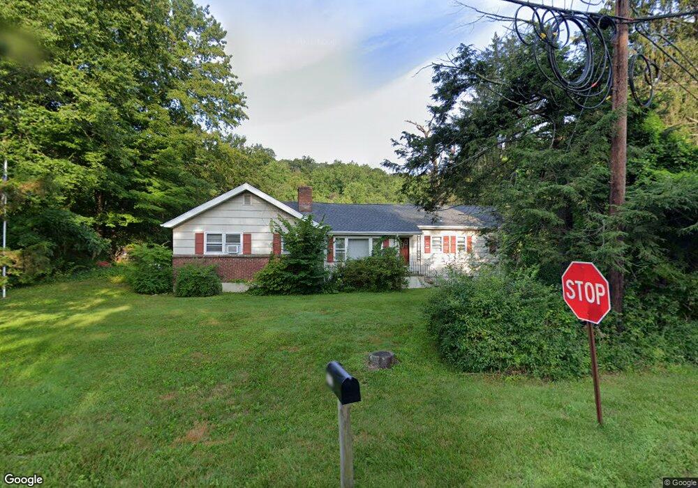 373 Limestone Rd, Ridgefield, CT 06877 - photo 1