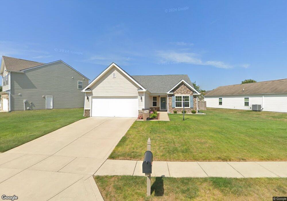 3365 Lakestream Dr, Columbus, IN 47201 - photo 1