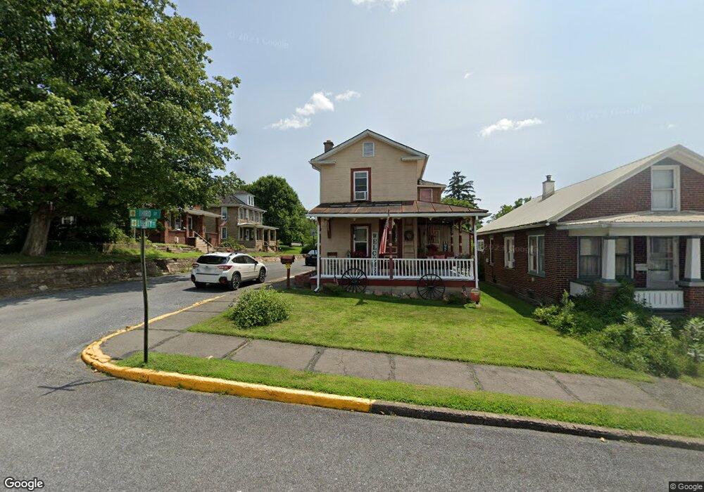 118 E 3rd St, Watsontown, PA 17777 - photo 1