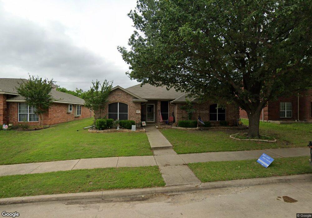 207 Towngate Dr, Wylie, TX 75098 - photo 1