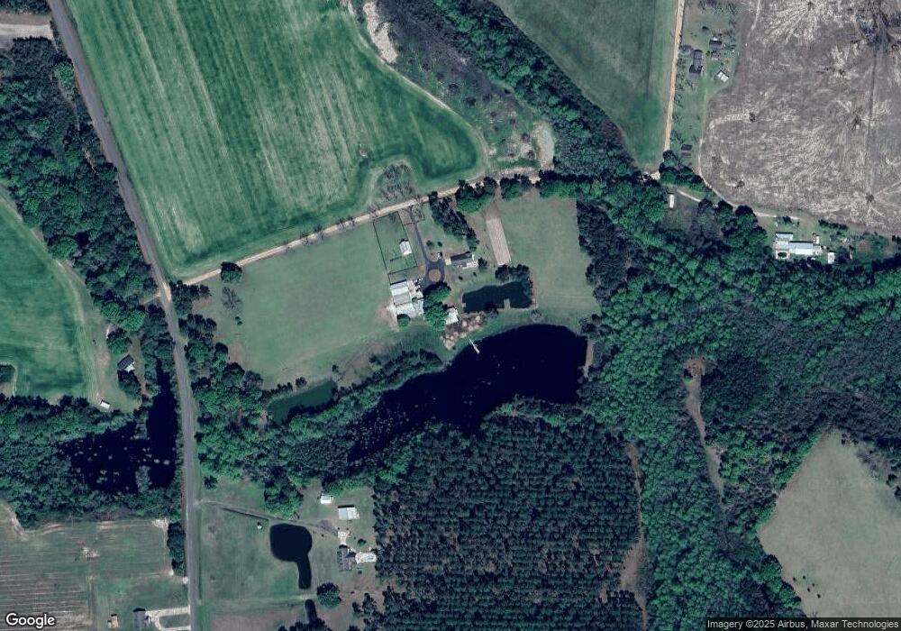 143 Seal Cir, Alma, GA 31510 - photo 1