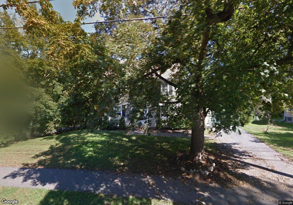 558 Chestnut St, Needham, MA 02492 - photo 1