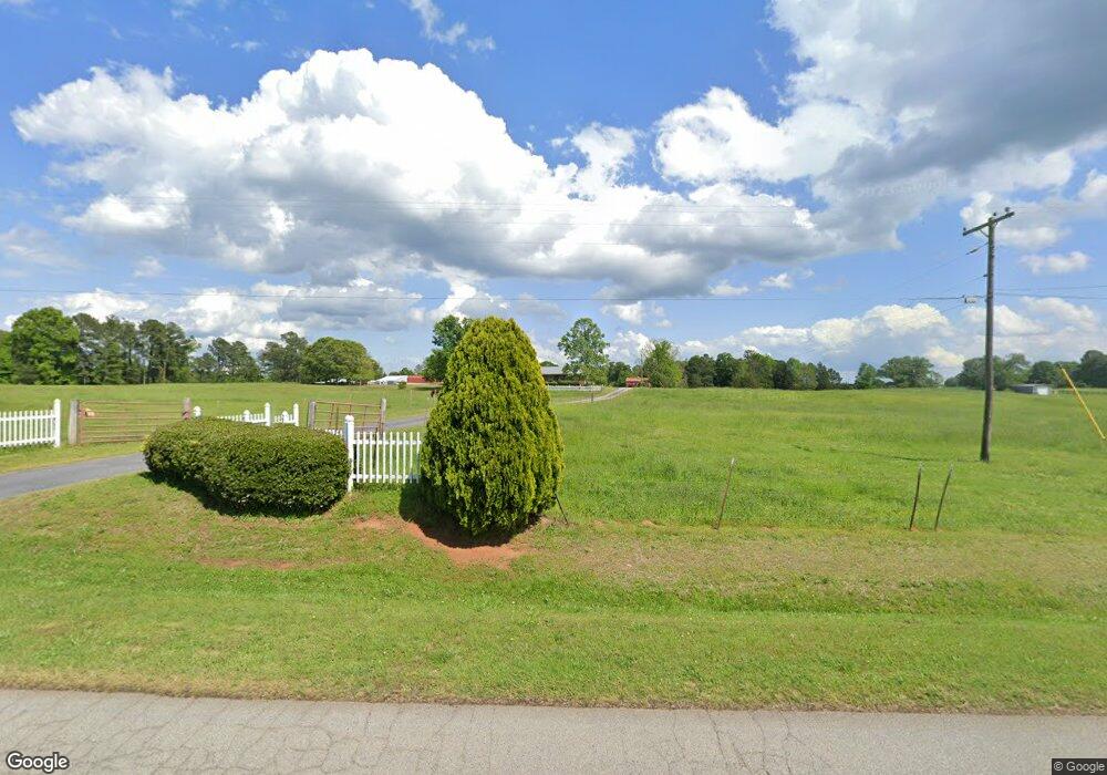 2136 Stinchcomb Rd NW, Dewy Rose, GA 30634 - photo 1