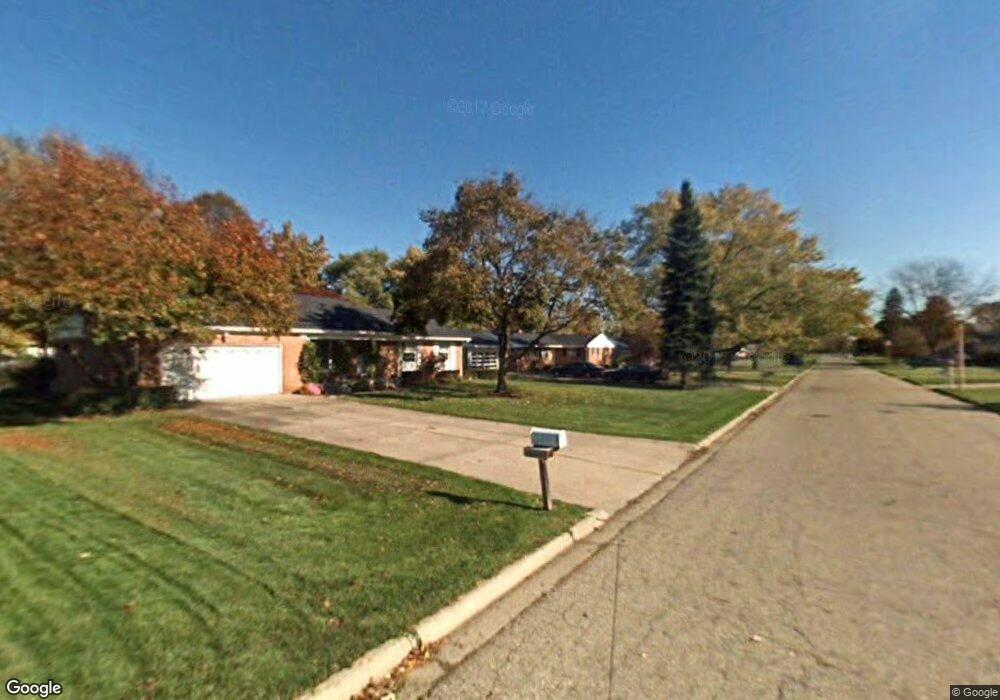 4414 Appletree Ln, Lansing, MI 48917 - photo 1