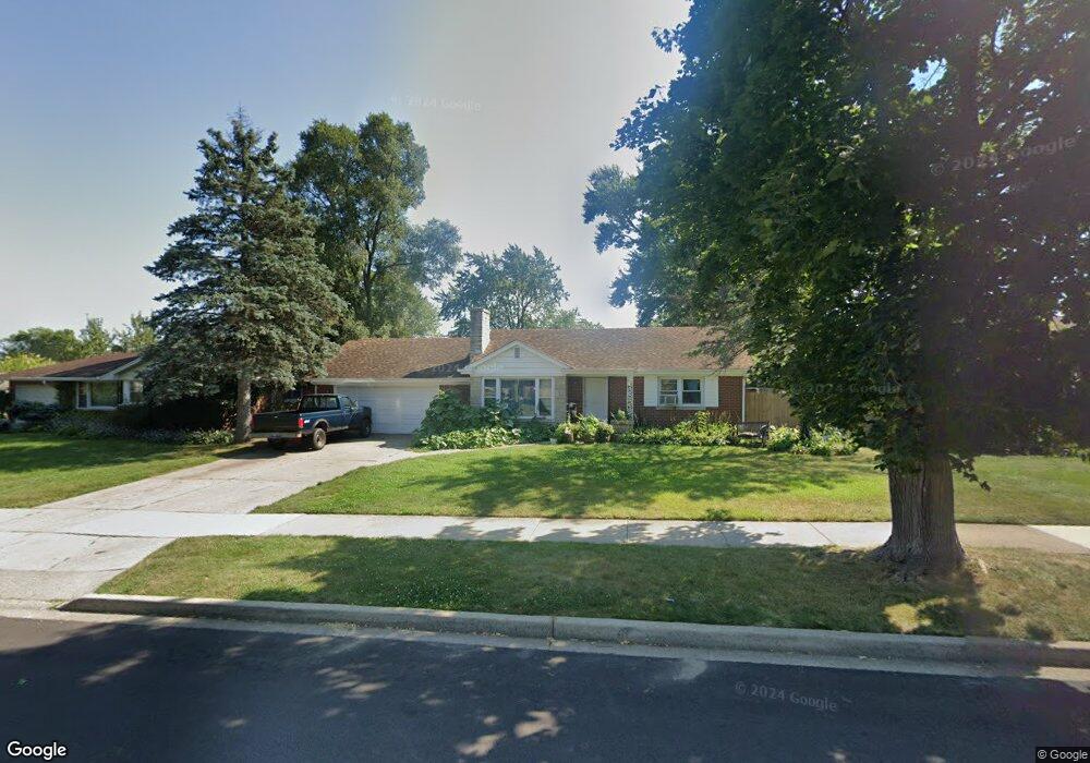 2243 8th Pkwy, Waukegan, IL 60085 - photo 1