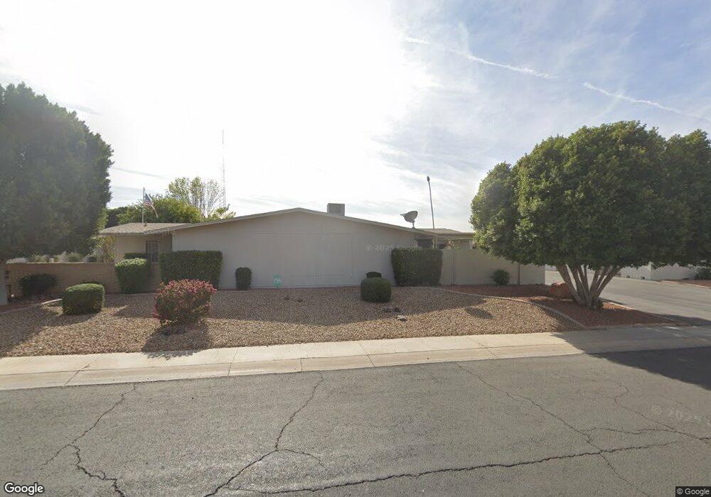 10809 W Santa fe Dr, Sun City, AZ 85351 - photo 1